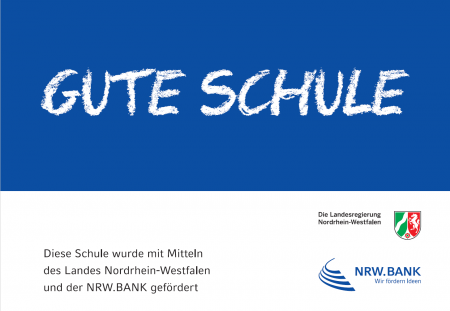 Logo Gute Schule sowie der Landesregierung Nordrhein-Westfalen und der NRW.Bank